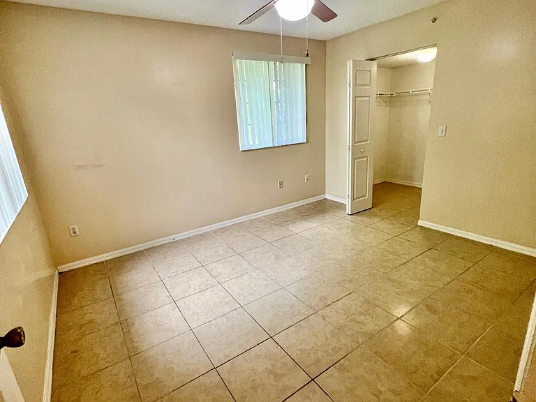 400 Crestwood Ct N #407 — Photo 27
