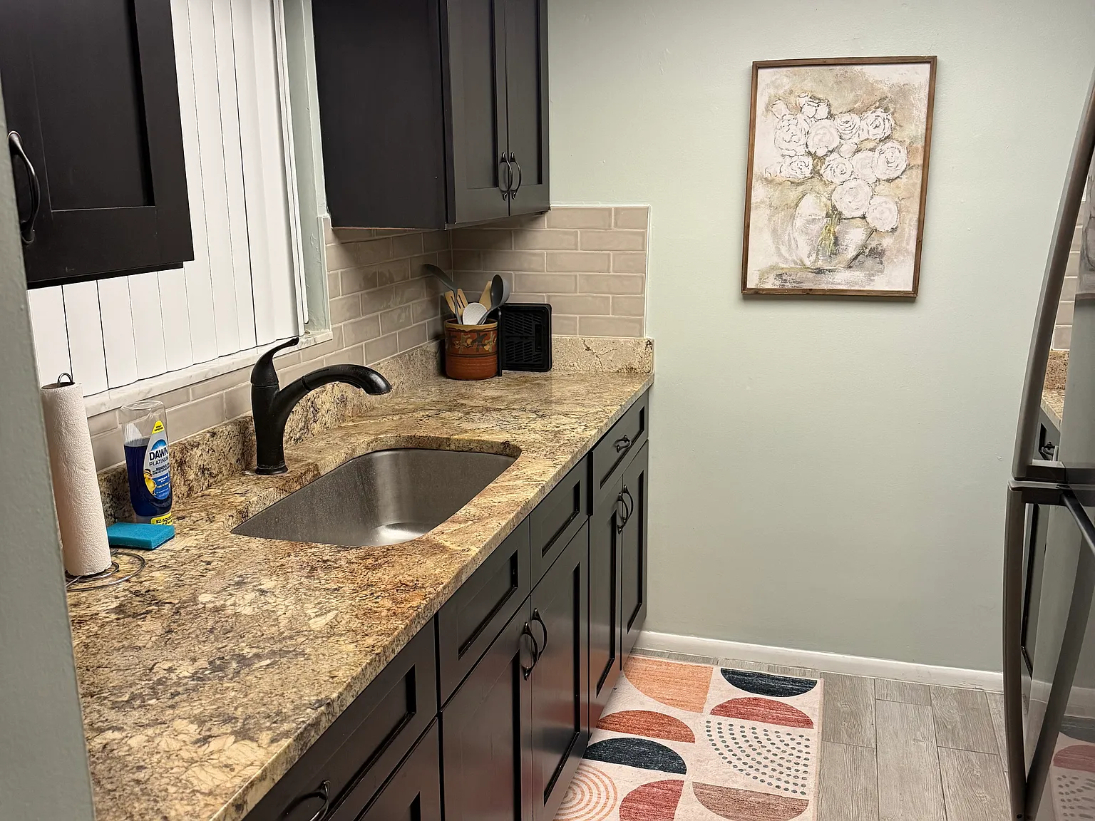 1 bed, 850 sqft, $1,375 — Photo 3