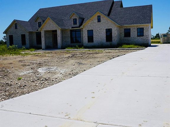 2nd image of 3110 Road 66123