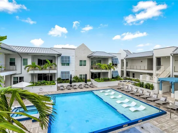 201 8th ST S #308, NAPLES, FL 34102