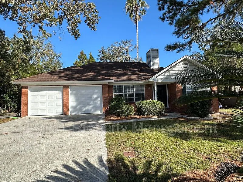 3 bed, 2.0 bath, 1417 sqft, $2,495 — Photo 3