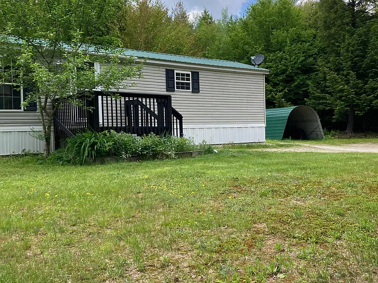 1135A Waterford Rd — Photo 2