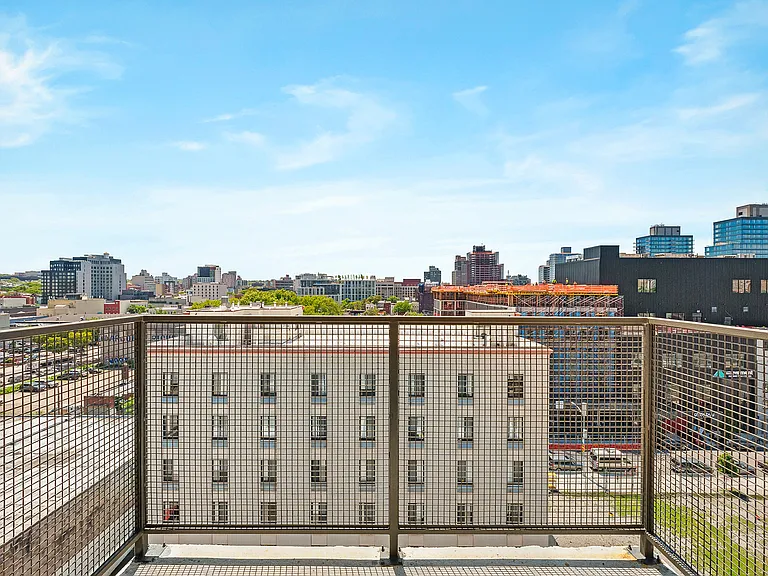 526 Baltic St #3L — Photo 16