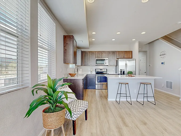 16296 E 47th Pl — Photo 7