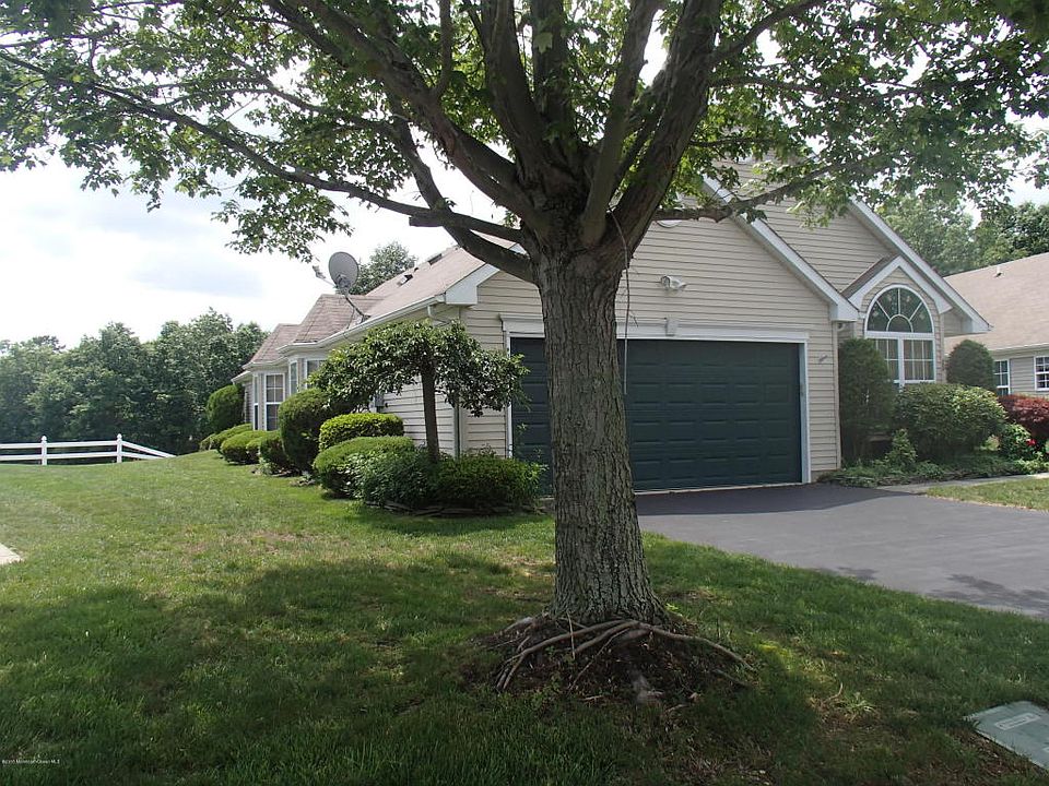 1st image of 3657 Vicari Ave