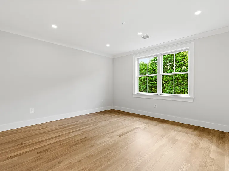 86A Maple Ave #A — Photo 17