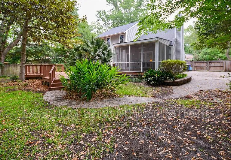 2156 Forest Lakes Blvd — Photo 32