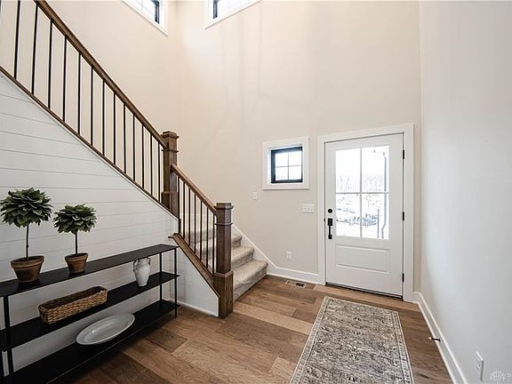 3rd image of 9941 Rothschild Ct