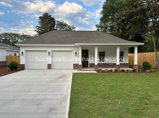 608 5th St, Destin, FL 32541