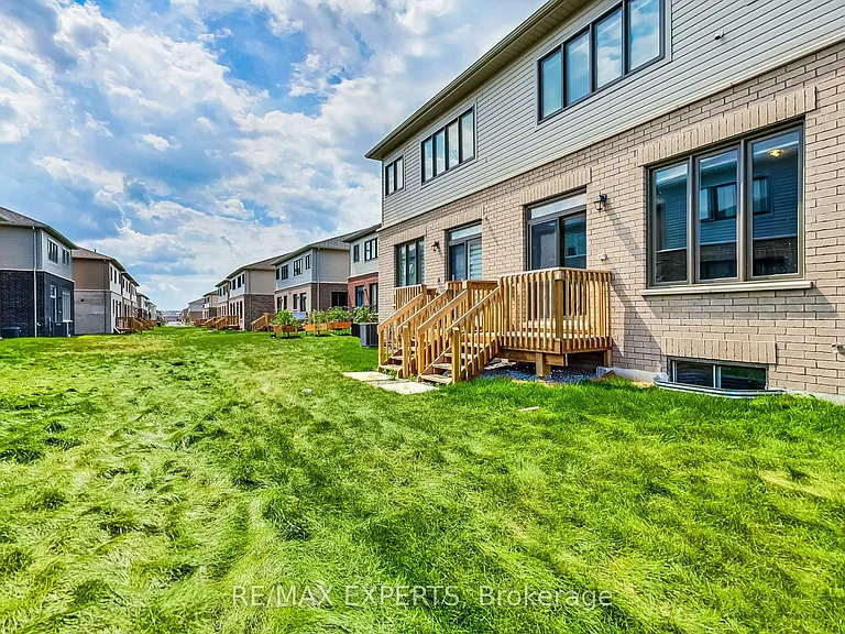 162 Shepherd Dr — Photo 17