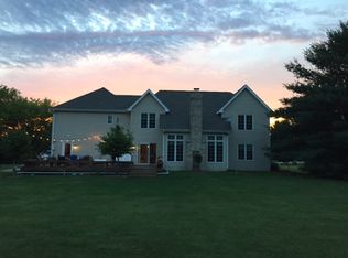 39W017 Cranston Rd, St Charles, IL 60175