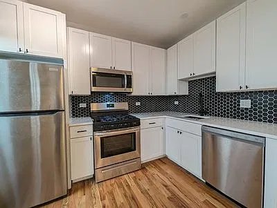 1 bed, 700 sqft, $2,550 — Photo 3
