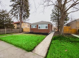 (Undisclosed Address), Evanston, IL 60202