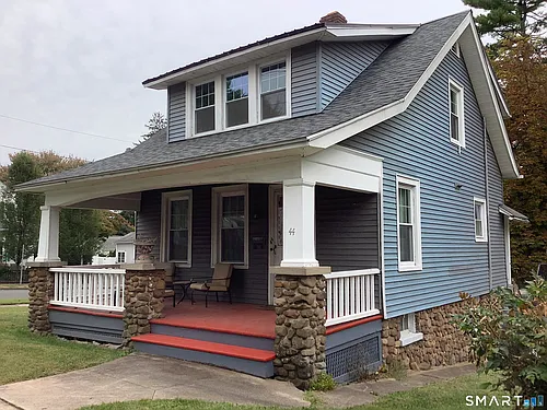 44 S Elm St Photo 1