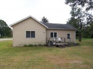131 E Gibbs St, Hancock, WI 54943