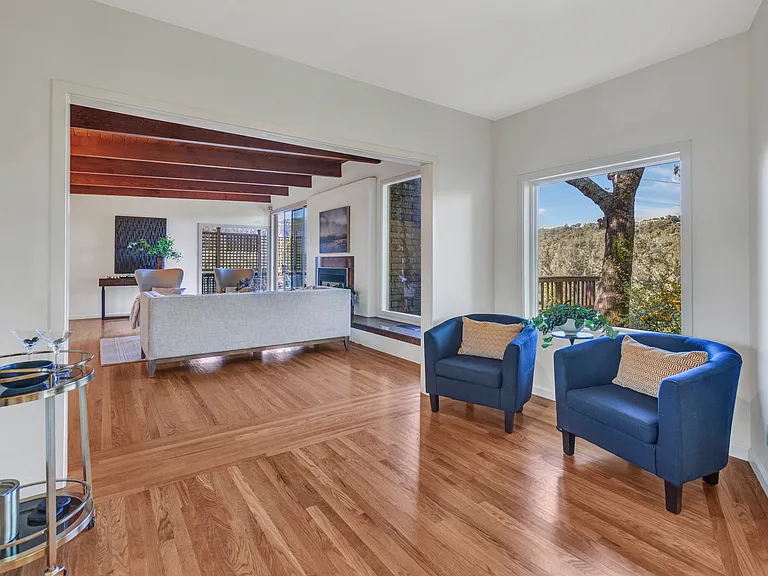 4444 Redwood Rd — Photo 16