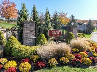 808 Saratoga Ln, Fishkill, NY 12524