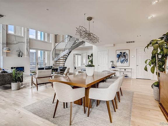 5th image of 1827 N Grant St #Penthouse 2