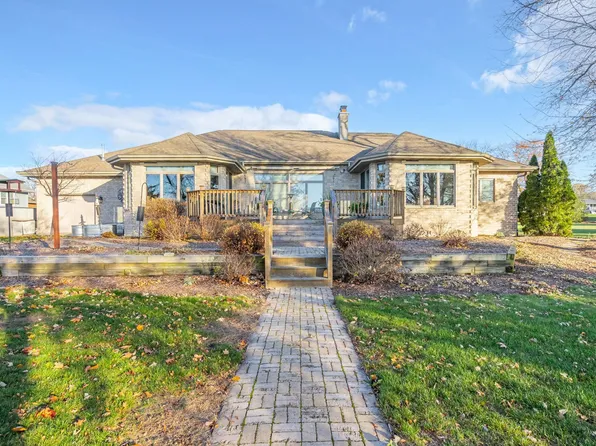 3429 Nicolet Dr, Green Bay, WI 54311