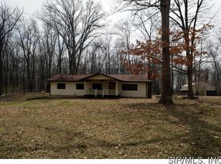 1297 Red Ball Trl, Greenville, IL 62246