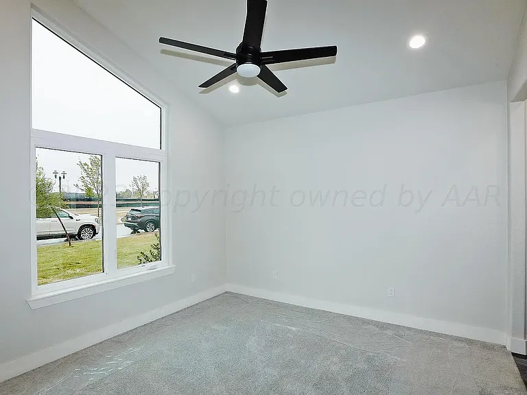 9405 Rockridge — Photo 27