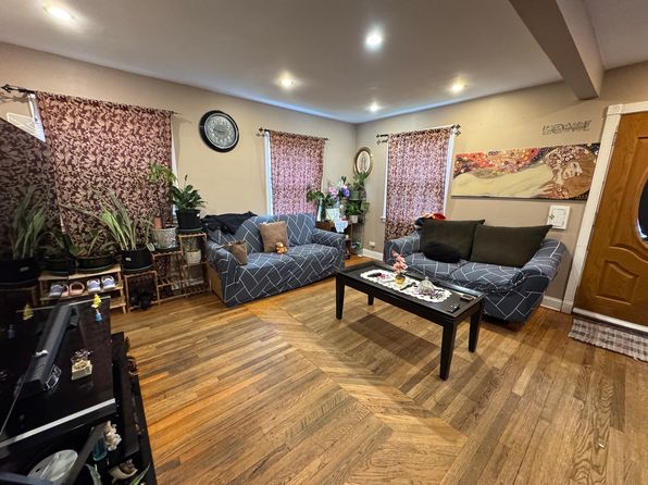 11355 S Avenue M, Chicago, IL 60617