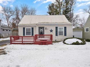 113 W Molloy Rd, Syracuse, NY 13211