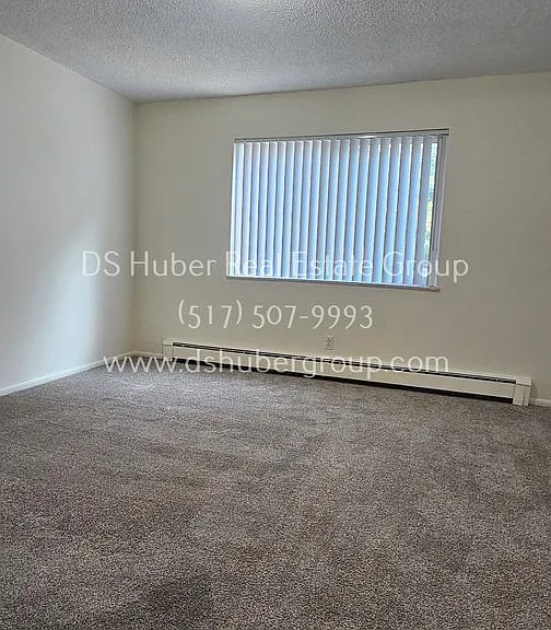 231 Dutton St — Photo 5
