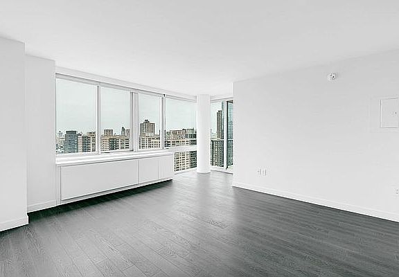 3rd image of 101 W End Ave #25E