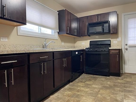 4th image of 1008 N 15th Ave