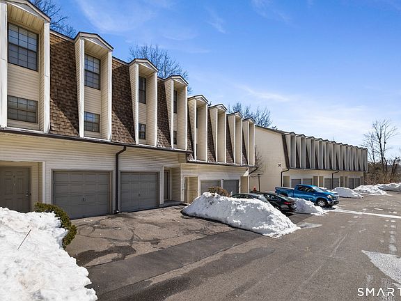 2nd image of 36 North Mountain Road APT D