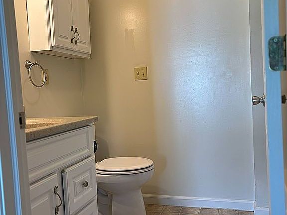 Main floor bathroom