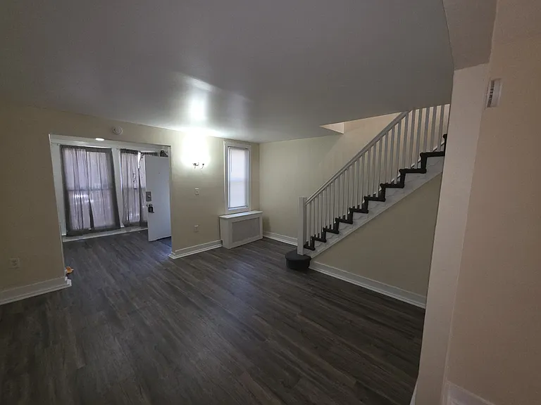 1408 Church St — Photo 16