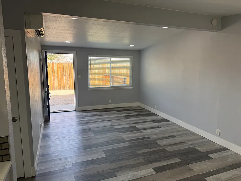 743 Balsam St #1 — Photo 3