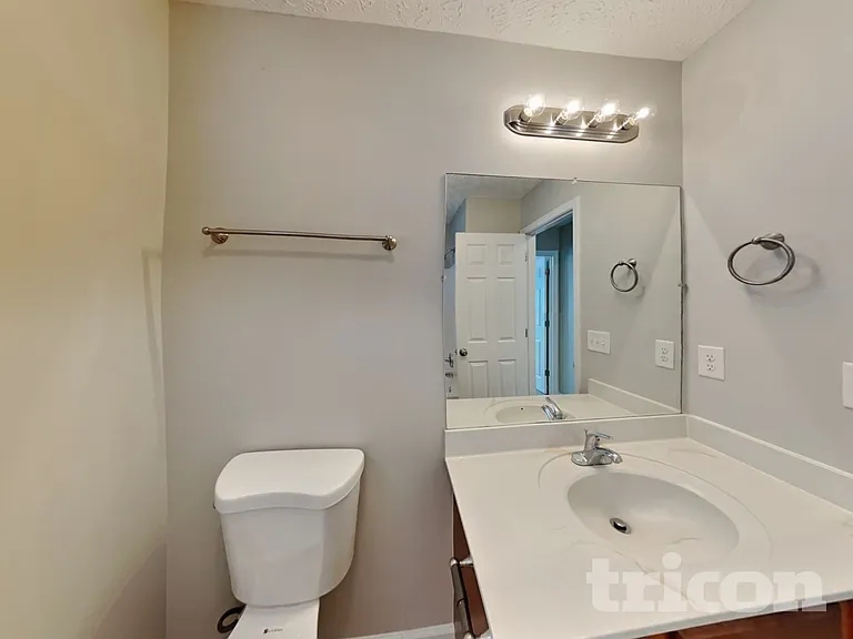3479 Melrose Dr — Photo 23