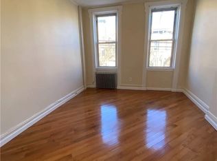 458 Woodward Ave, Ridgewood, NY 11385