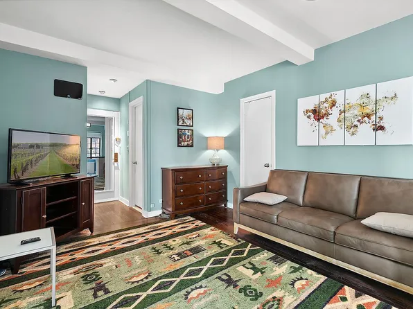 5 Tudor City Pl APT 1821, New York, NY 10017