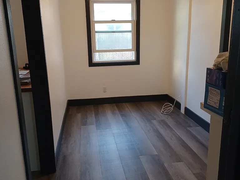 233 Leland Ave #A — Photo 14