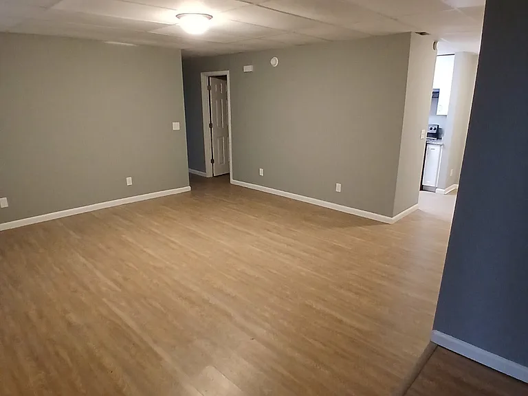 3485 Ridgeway Ct NW #4 — Photo 2