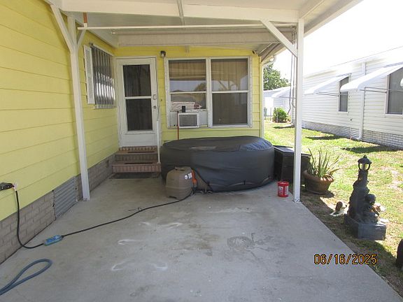 5th image of 807 Periwinkle Cir