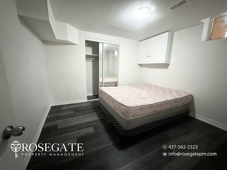 75 Parkside Dr #2 — Photo 7