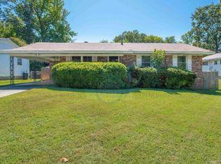 10005 Brooks Ln, Little Rock, AR 72205