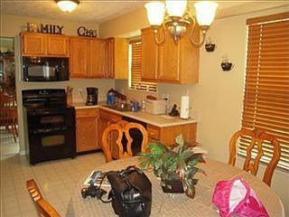 5th image of 40 Keswick Dr