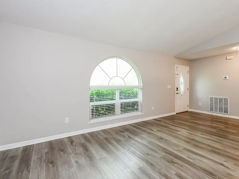 223 Bent Oak Loop — Photo 4
