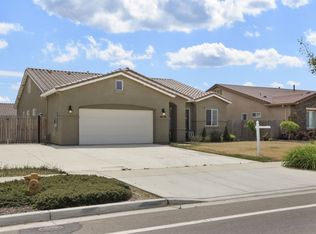 1472 W Woodward Ave, Manteca, CA 95337