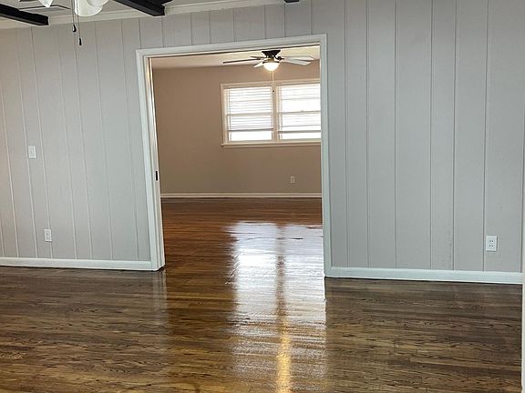 5th image of 118 N Avondale St
