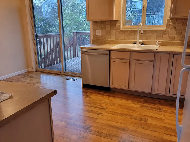 Sliding kitchen door to deck