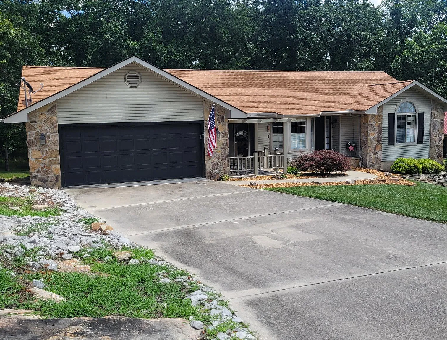 456 Snead Drive - . — Photo 1