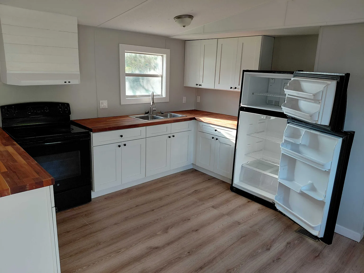 3 bed, $1,150 — Photo 4