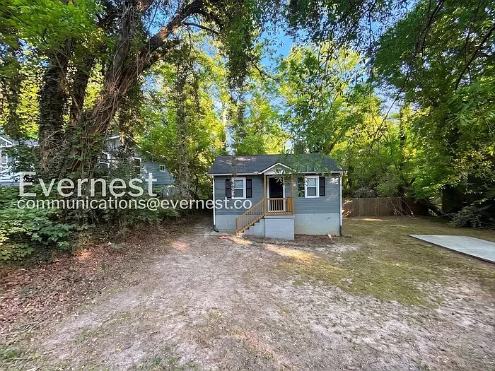 2175 Pansy St NW — Photo 2